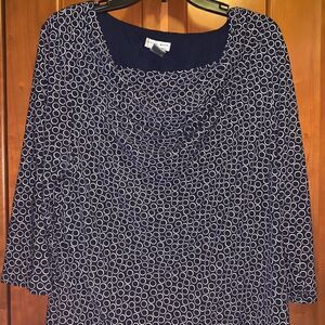 Graff wear navy with white circles